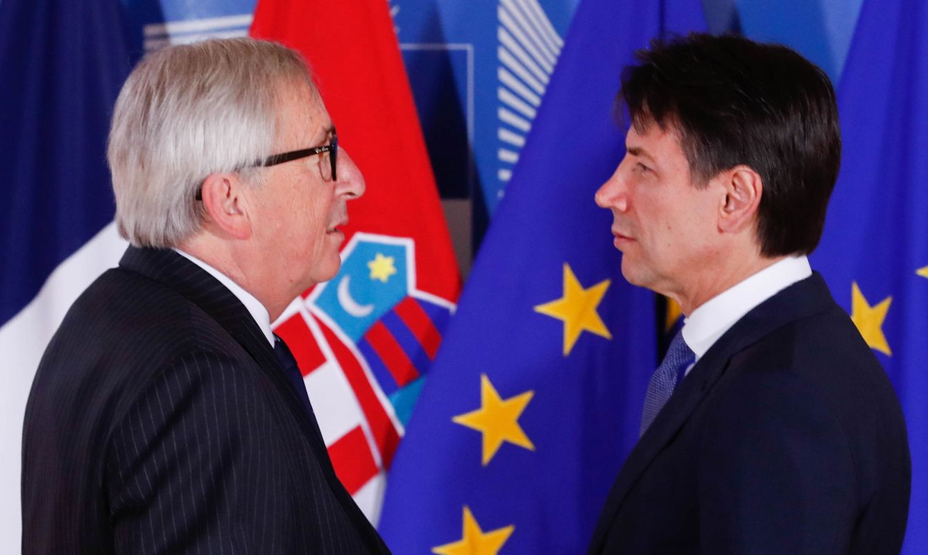 Juncker se encuentra con el primer ministro italiano, Giuseppe Conte. (EFE)
