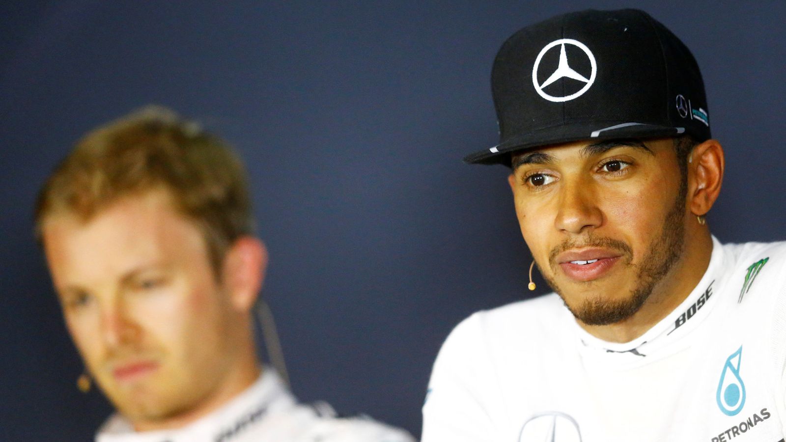 Foto: Hamilton y Rosberg en la rueda de prensa del sábado austriaco.