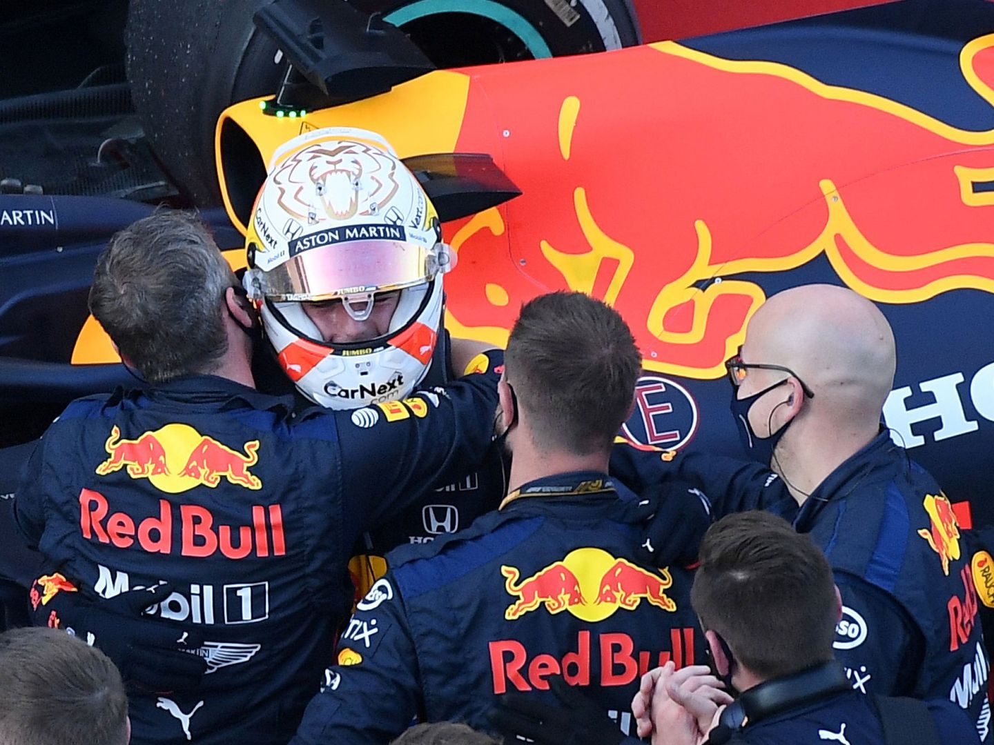 Con la decisión de Honda, Verstappen ve menguadas sus opciones para lograr su primer título los próximos años (REUTERS)