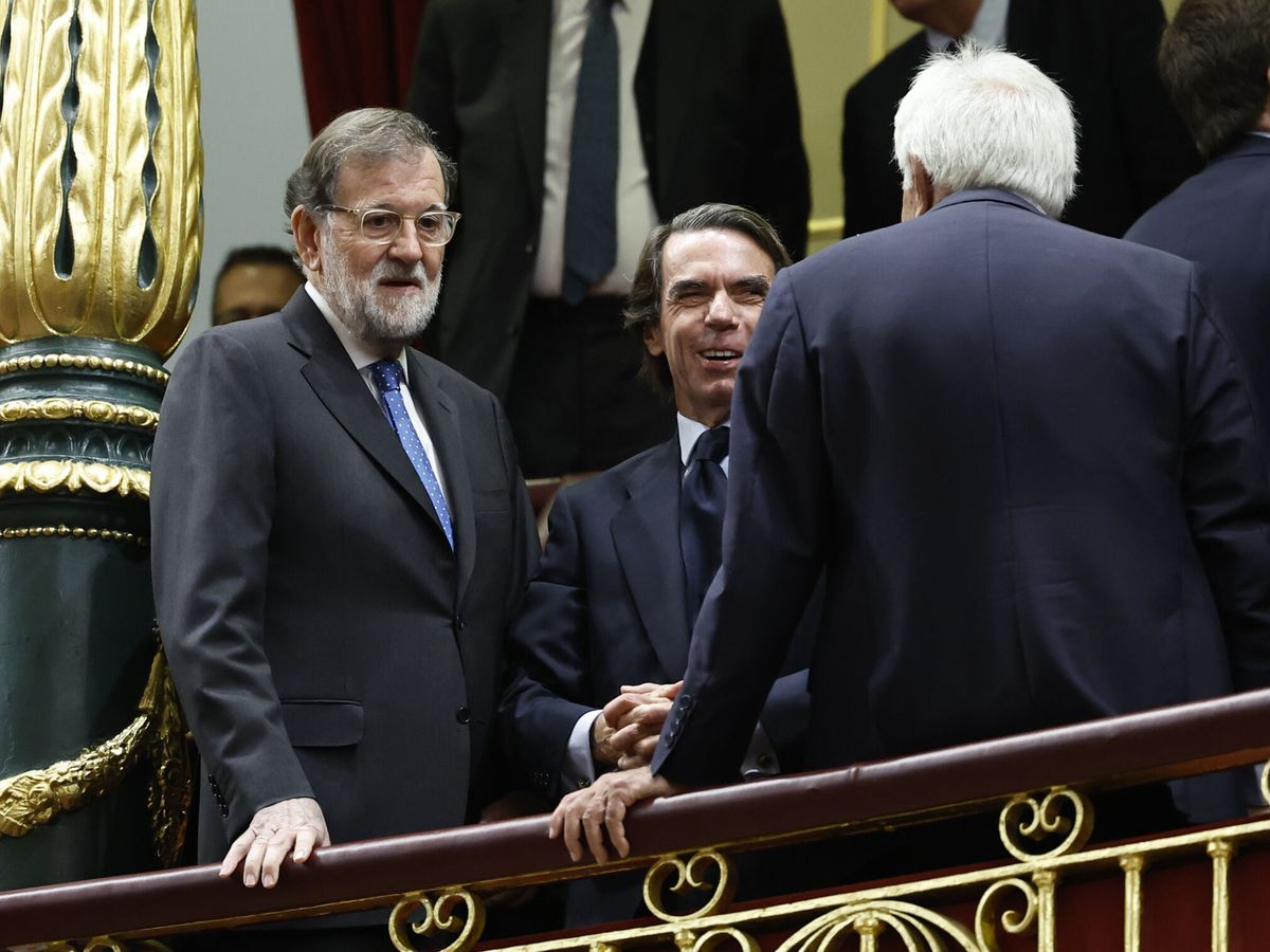 Foto: Mariano Rajoy, José María Aznar y Felipe González. (EFE/Chema Moya)