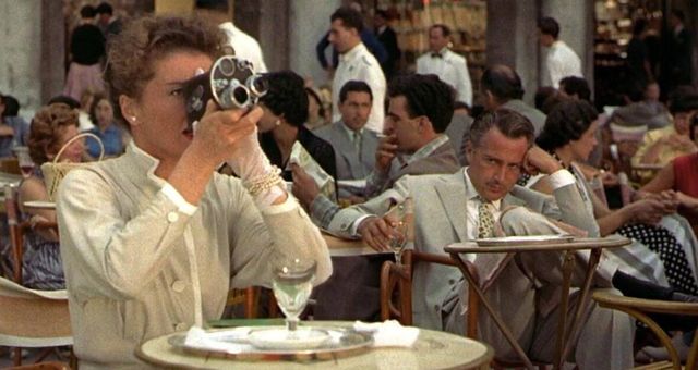 Katharine Hepburn y Rossano Brazzi, en 'Locuras de verano'. (YouTube)