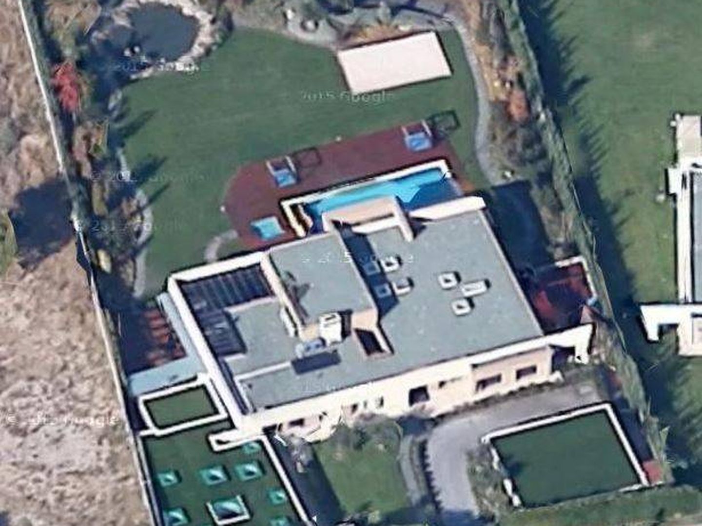 Vista aérea de la casa de Ronaldo en La Finca. (Goolzoom)