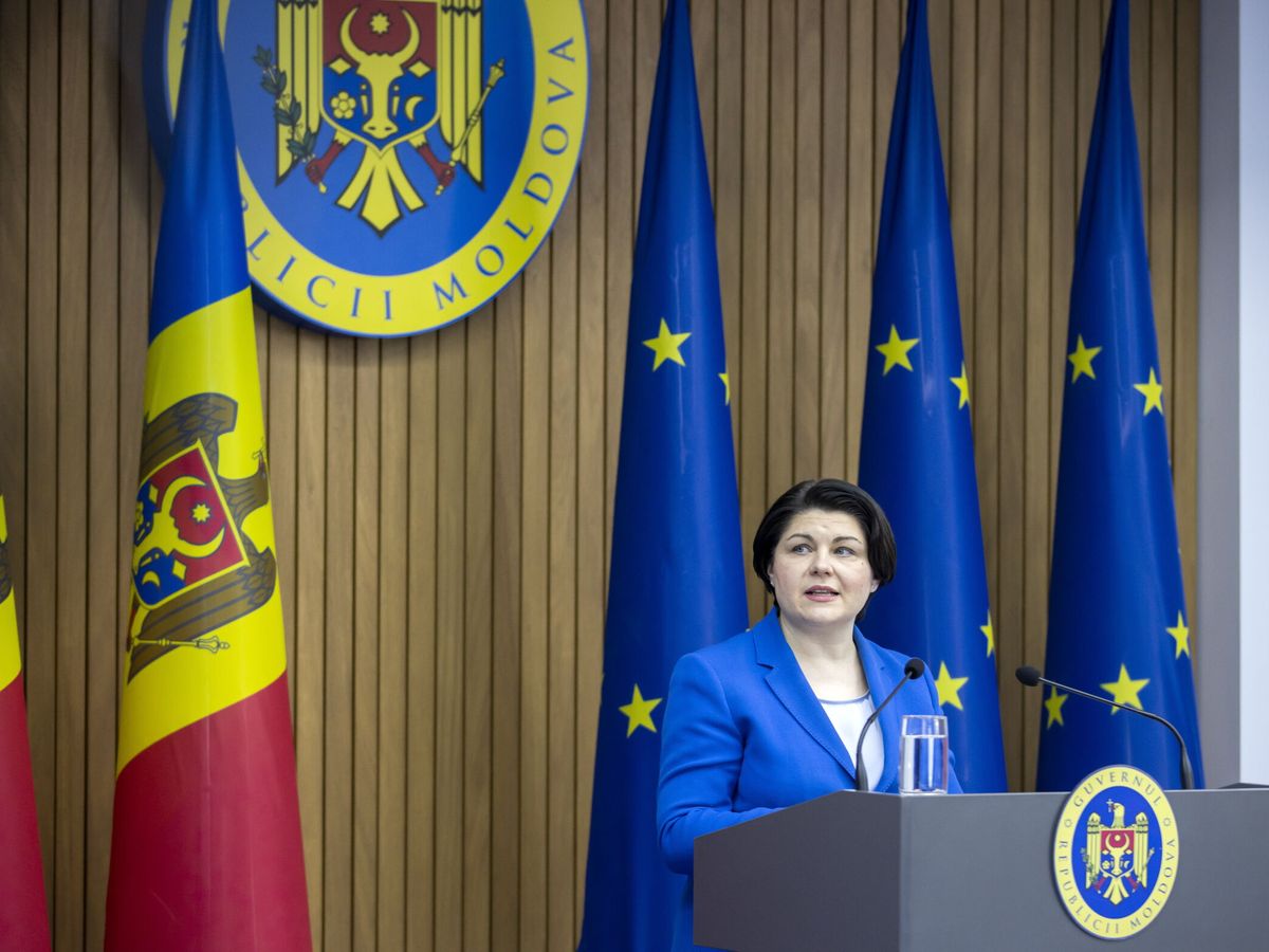 Foto: Dimisión de la primera ministra de Moldavia Natalia Gavrilita. (EFE / Dumitru Doru)