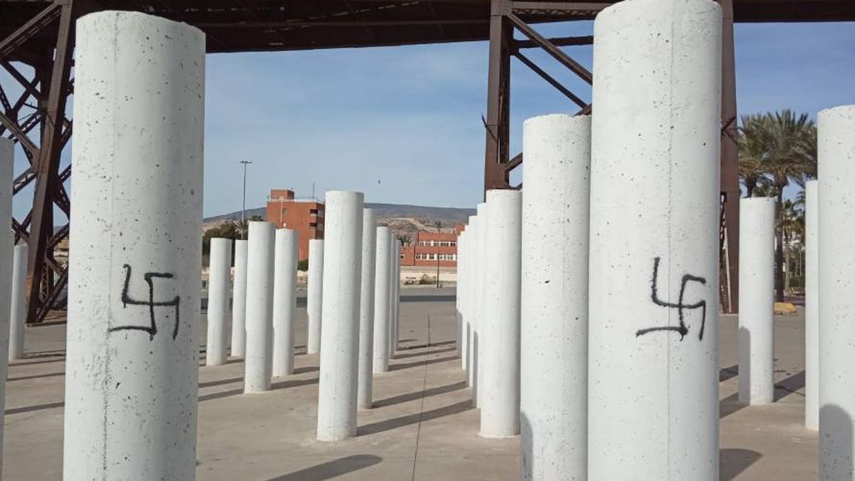 Pintadas nazis contra las víctimas de Mauthausen: "Almería libre de judíos"
