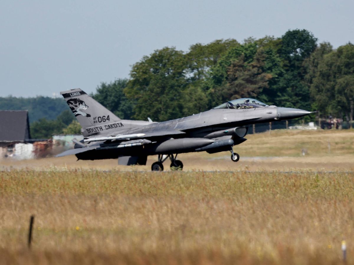 Foto: Un caza F-16 en Alemania. (Getty/Morris MacMatzen)