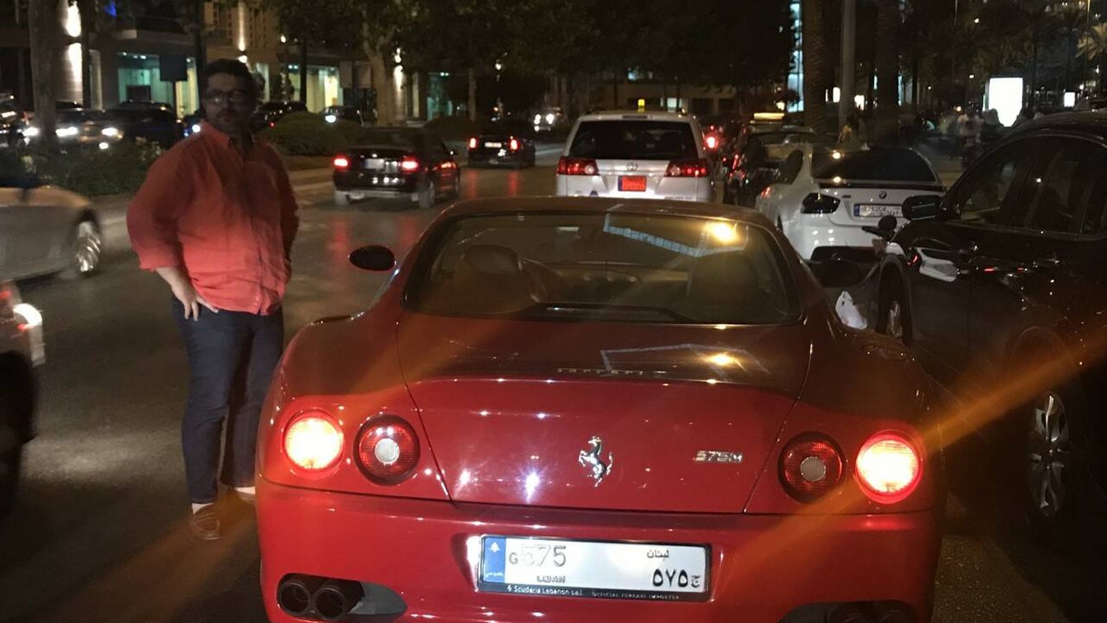 Ferrari en Beirut con matrícula de tres dígitos. (J.B.)