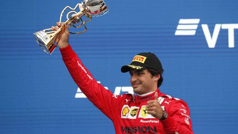 Carlos Sainz defiende en solitario a Ferrari con talento y capacidad de sufrimiento