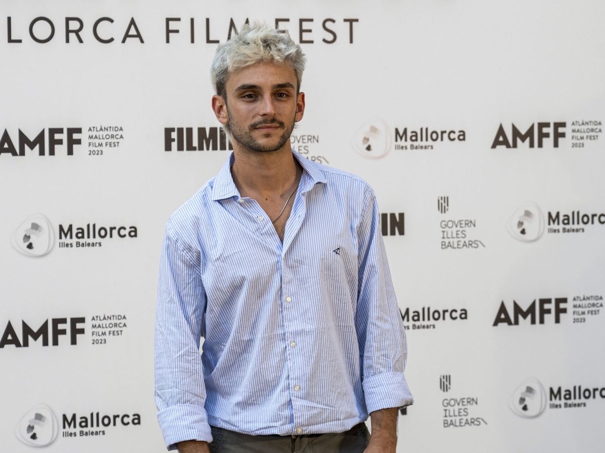 Foto: El actor Guillermo Campra posa, a su llegada a la gala inaugural de la 13ª edición de Atlàntida Mallorca Film Fest (EFE)