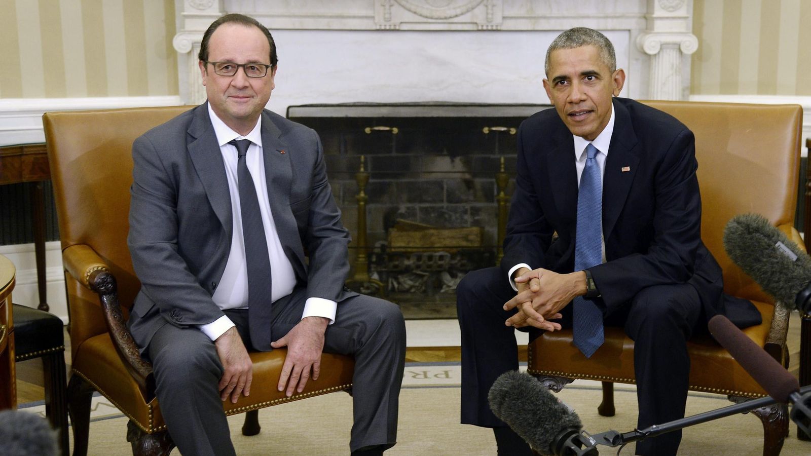 Foto: El presidente de EEUU, Barack Obama (d), junto a su homólogo francés, François Hollande. (EFE)