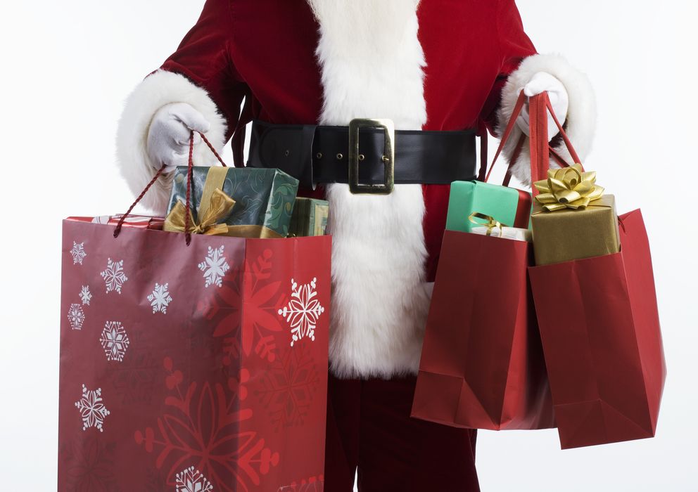 Foto: Gratificaciones como el 'bonus' o la cesta de Navidad son poco frecuentes en nuestro país. (Corbis)