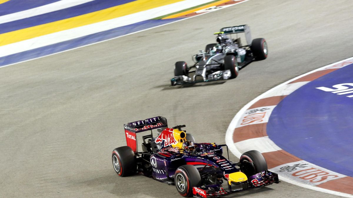 Red Bull aprieta las tuercas a Mercedes: ¿los motores actuales ya no son 'de carreras'?
