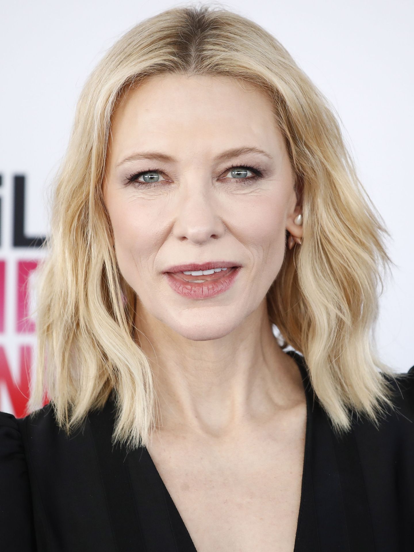 Cate Blanchett posa en los Film Independent Spirit Awards en Santa Mónica. (EFE/Caroline Brehman)
