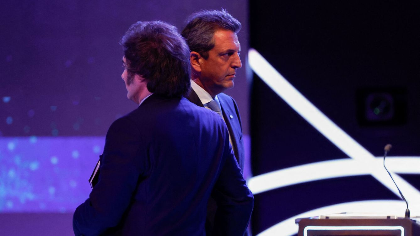 Foto: Milei y Massa, en un debate televisivo. (Reuters/Tomás Cuesta)