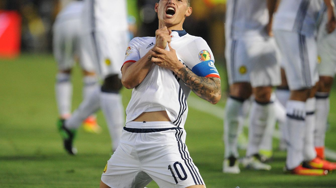 Foto: James celebra un gol con Colombia (EFE)