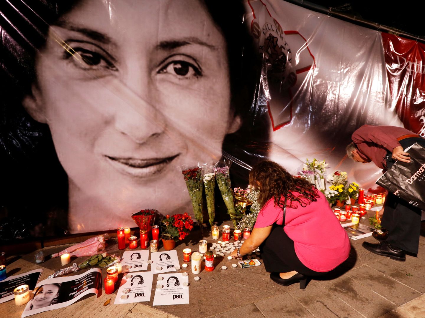 Memorial en recuerdo de la periodista, cuyo asesinato conmocionó a Malta y a la Unión Europea (REUTERS)