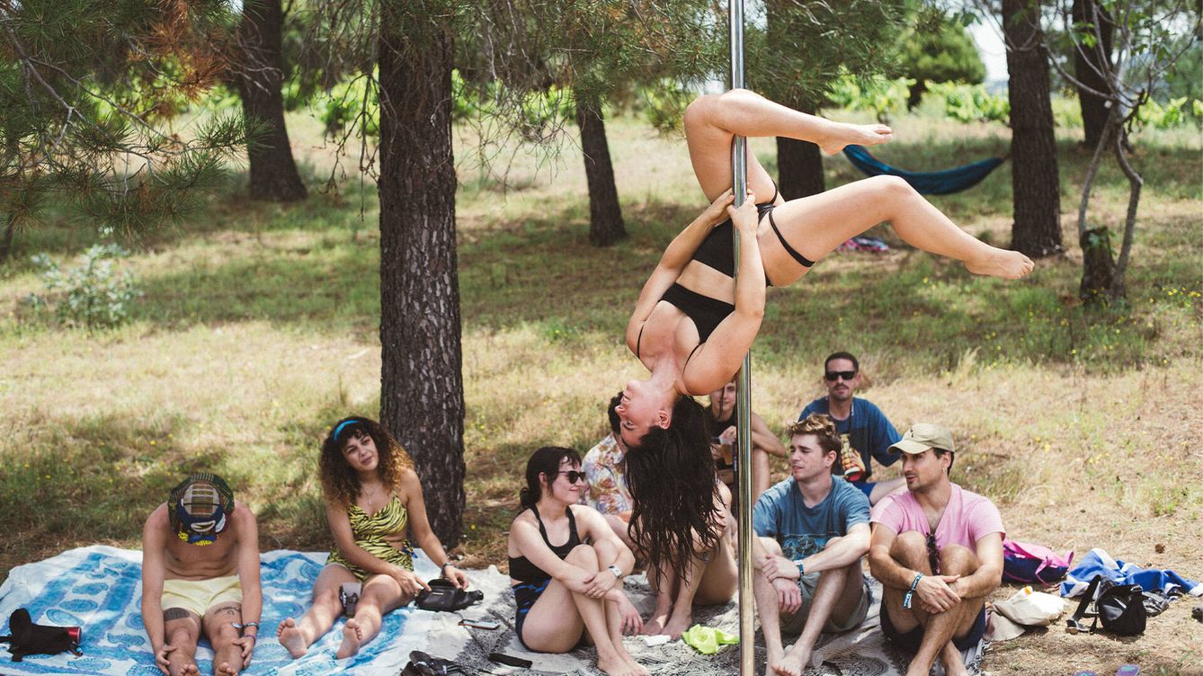 Foto: Un taller de Pole Dance en La Isla. (Cedida/Edu Espiritusanto)