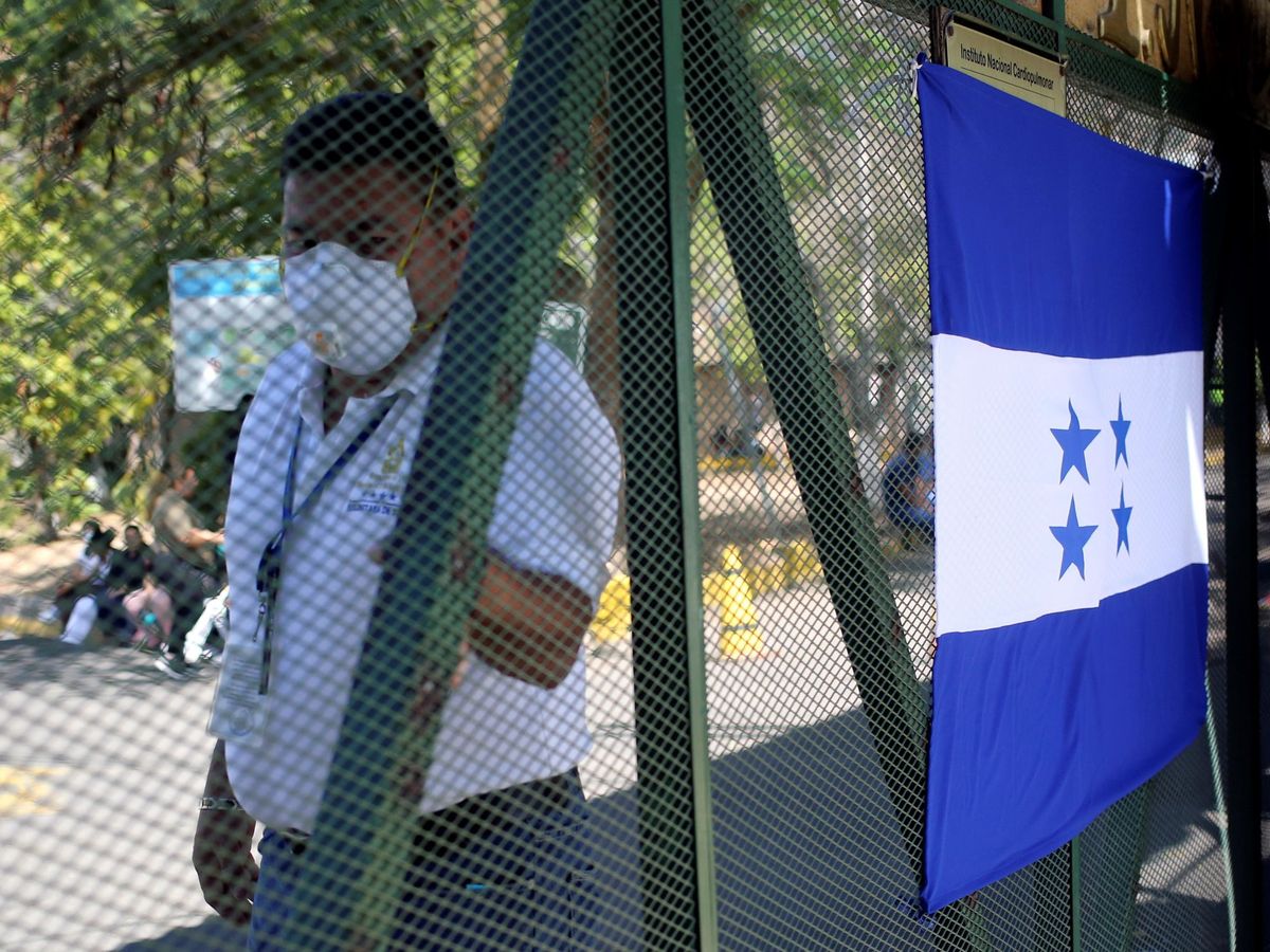 Foto: Honduras pide más generosidad a multilaterales y suspende clases por covid-19