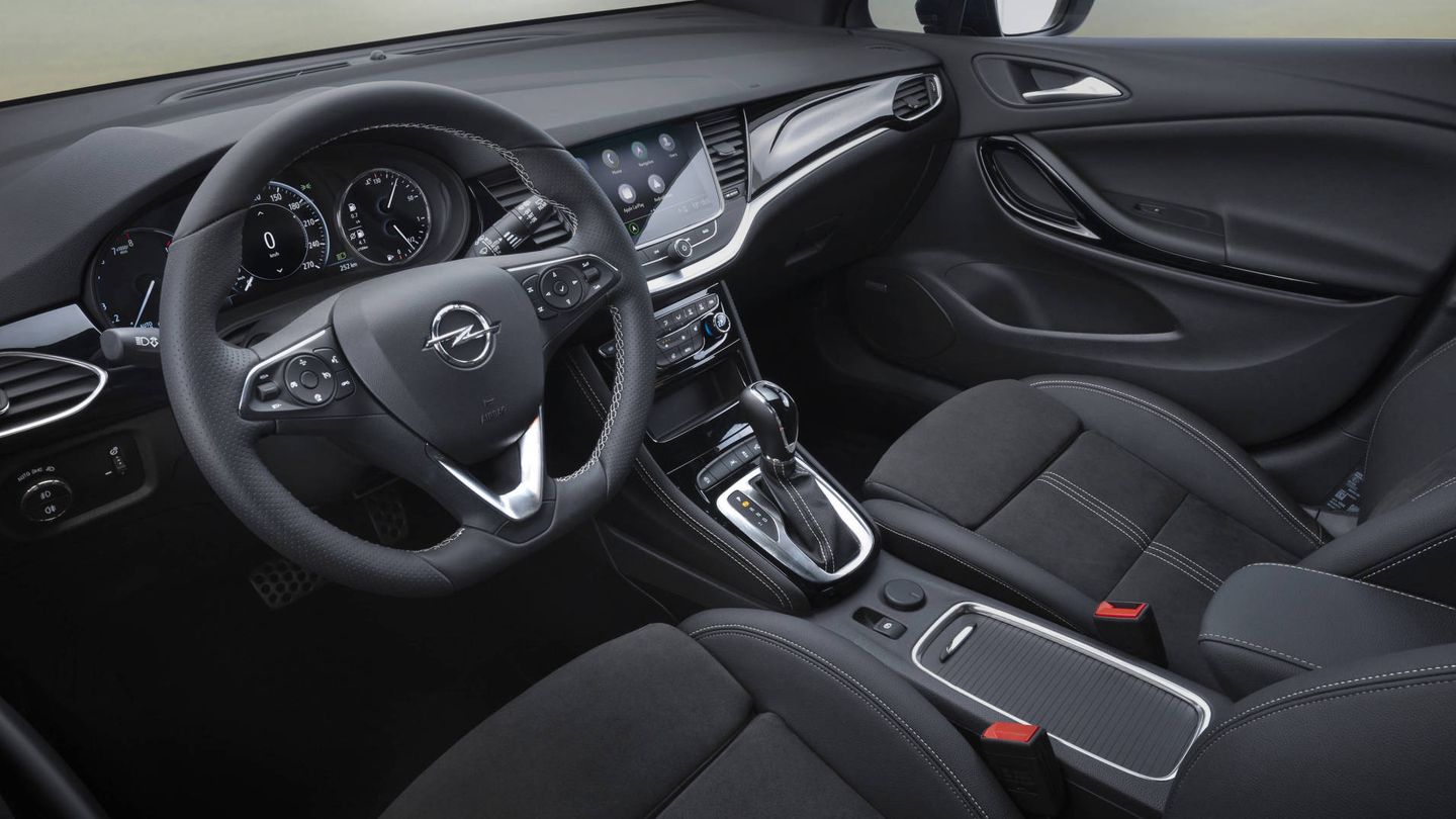 Interior del nuevo Opel Astra que llega ahora al mercado.