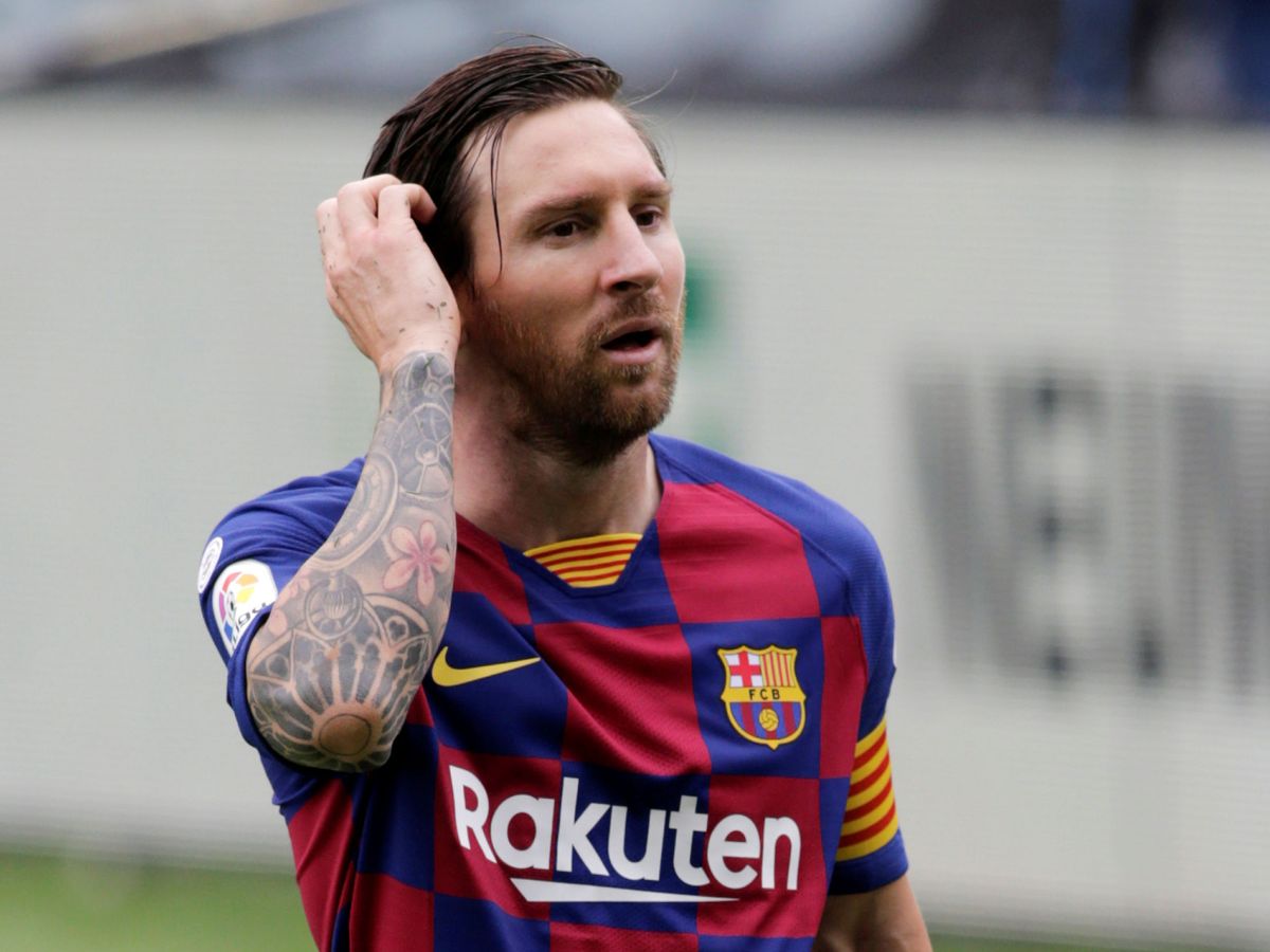 Foto: Leo Messi, con gesto de preocupación, durante el partido entre el Celta y el Barcelona. (EFE)