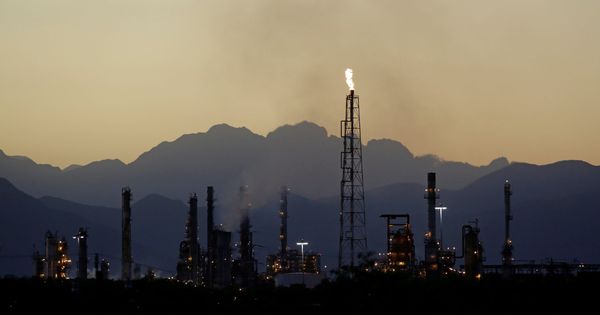 Foto: La refinería de Pemex en Cadereyta, a las afueras de Monterrey, Mexico. (Reuters)
