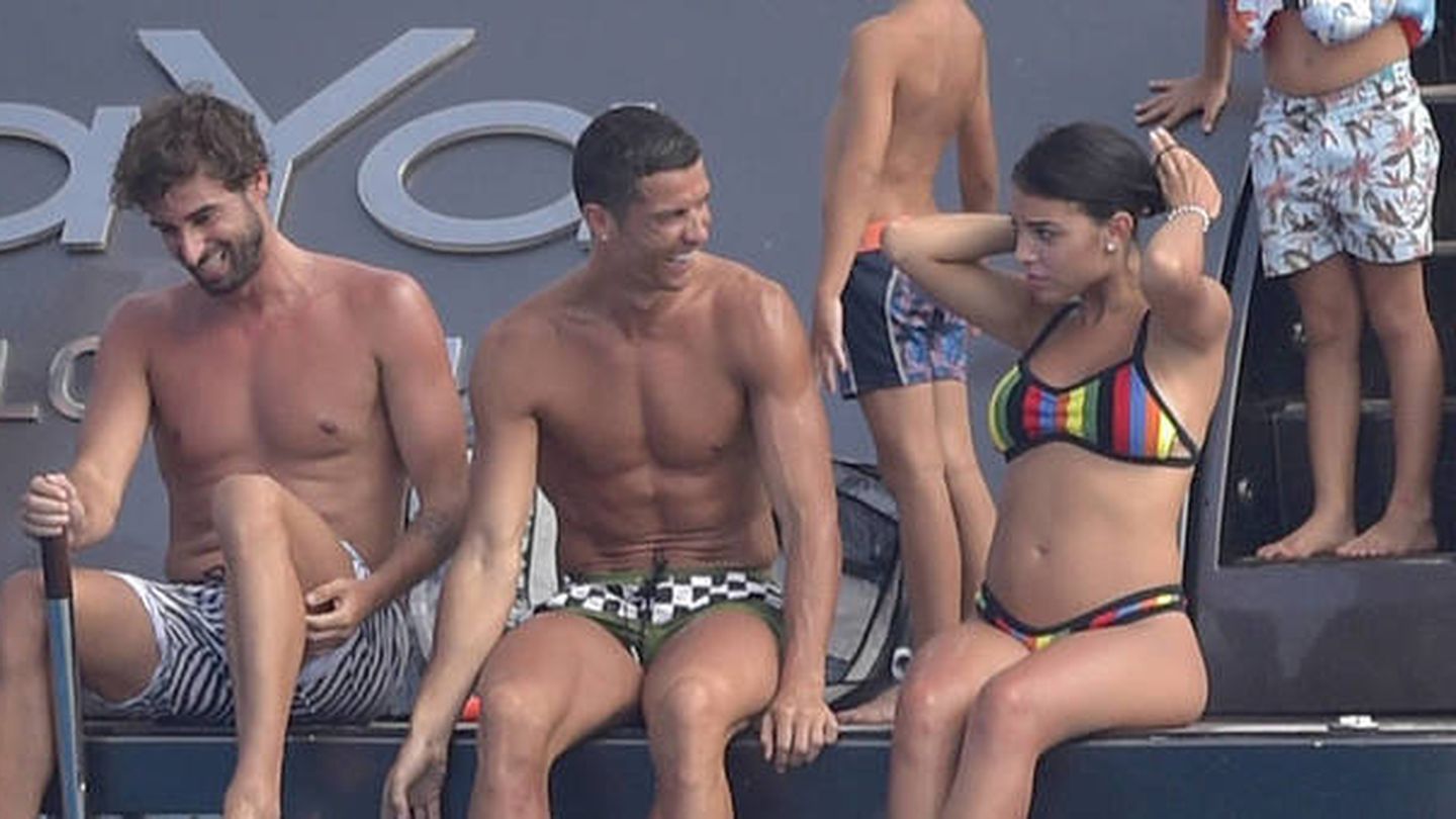 Ronaldo con su novia Georgina Rodríguez. (Gtres)
