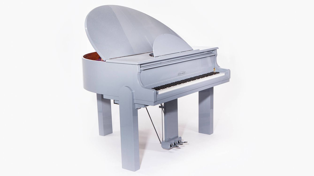 Foto: Edelweiss incorpora un diseño innovador en pianos tradicionales. 