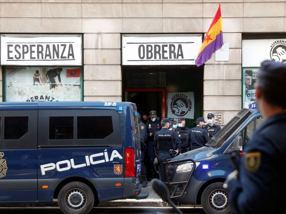 Foto: Policía Nacional en Valencia. (EFE)