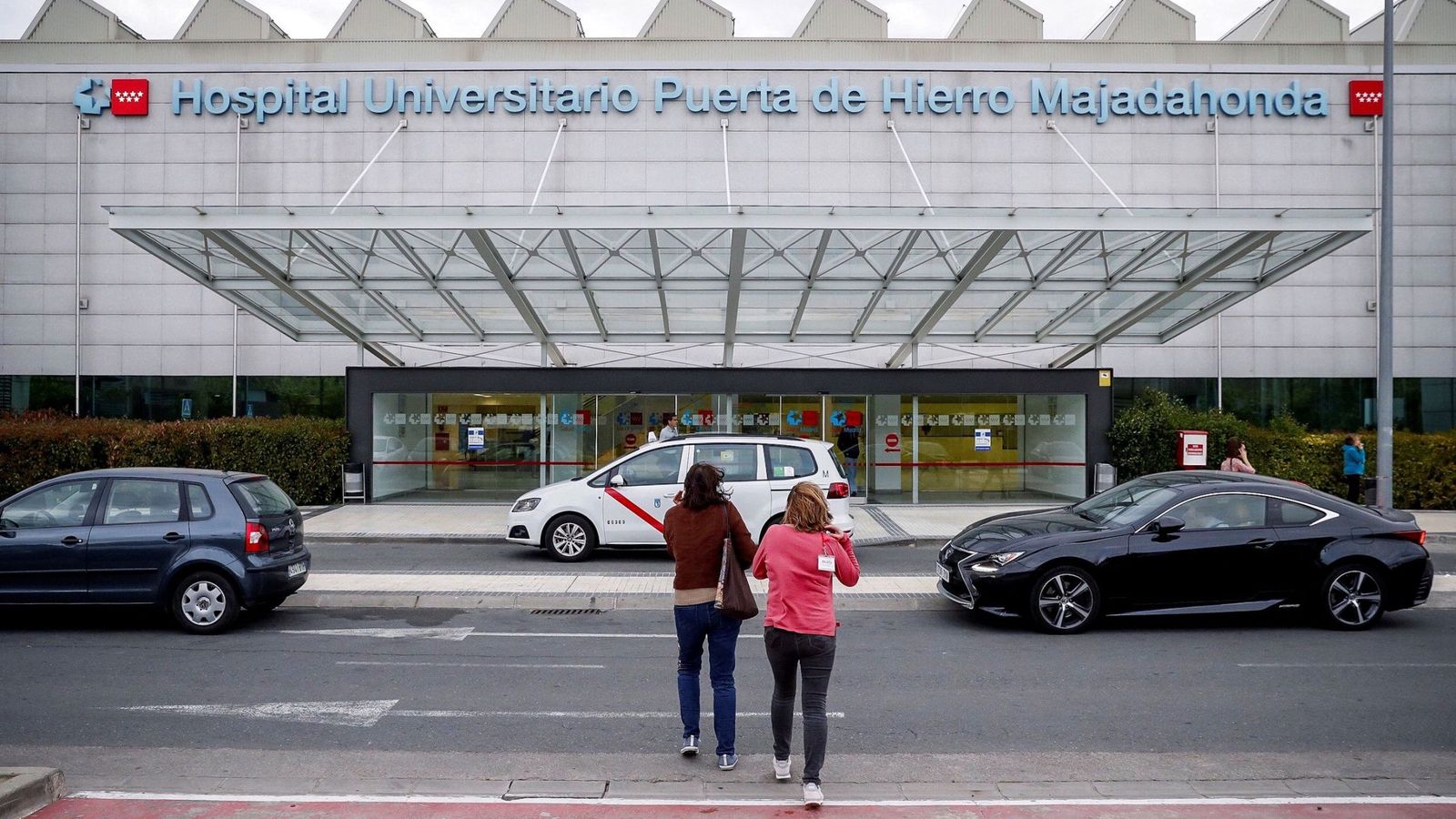 Entrada del Hospital Puerta de Hierro. (EFE)