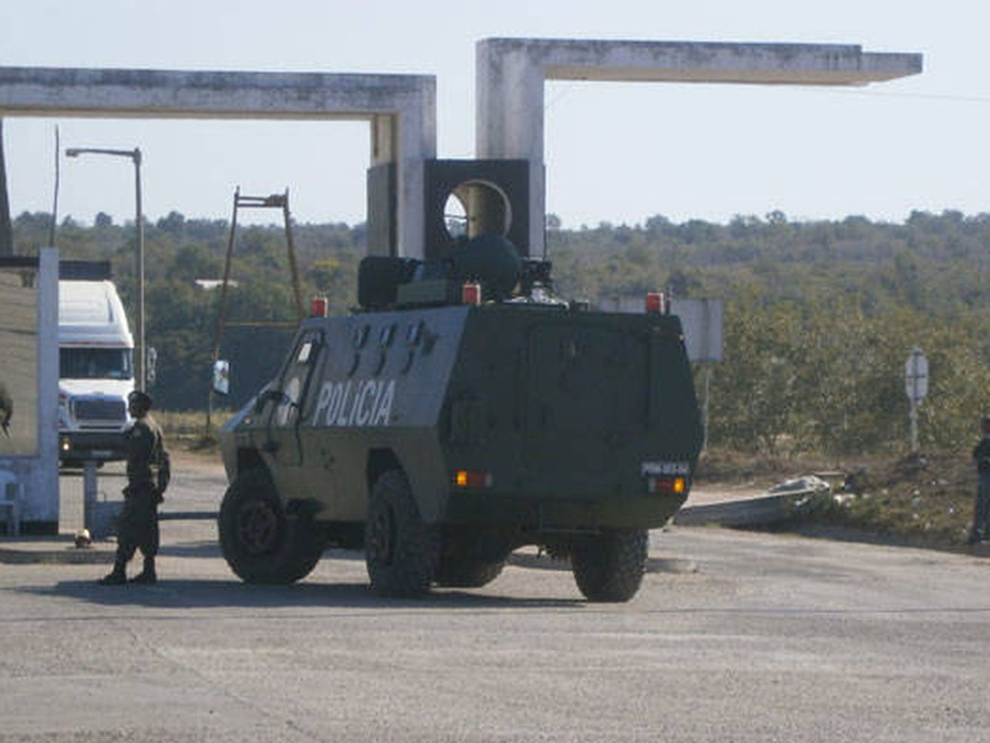 Convoy militar en Mozambique. (J.B.)