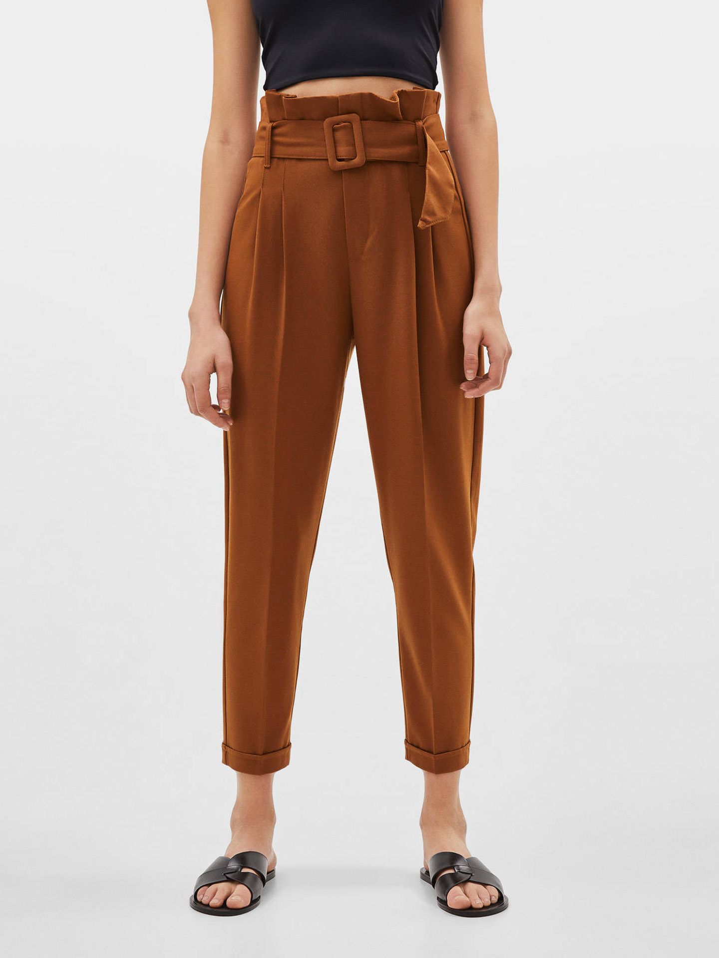 Pantalones de Zara similares a los de Rocío Osorno. (Cortesía)