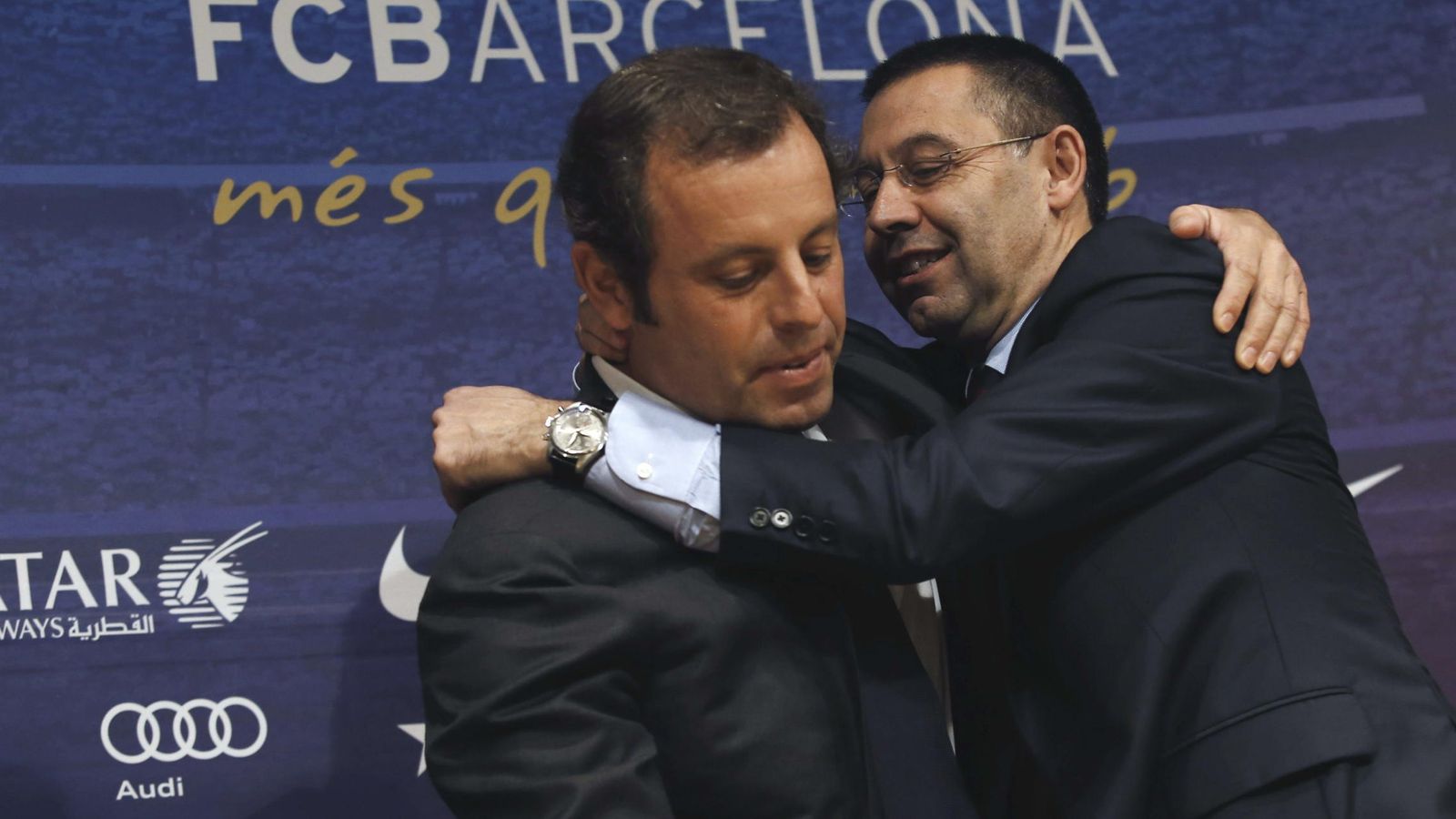 Foto: Imagen de archivo de Josep Maria Bartomeu (d) junto a Sandro Rosell, ambos implicados en el caso Neymar (EFE)