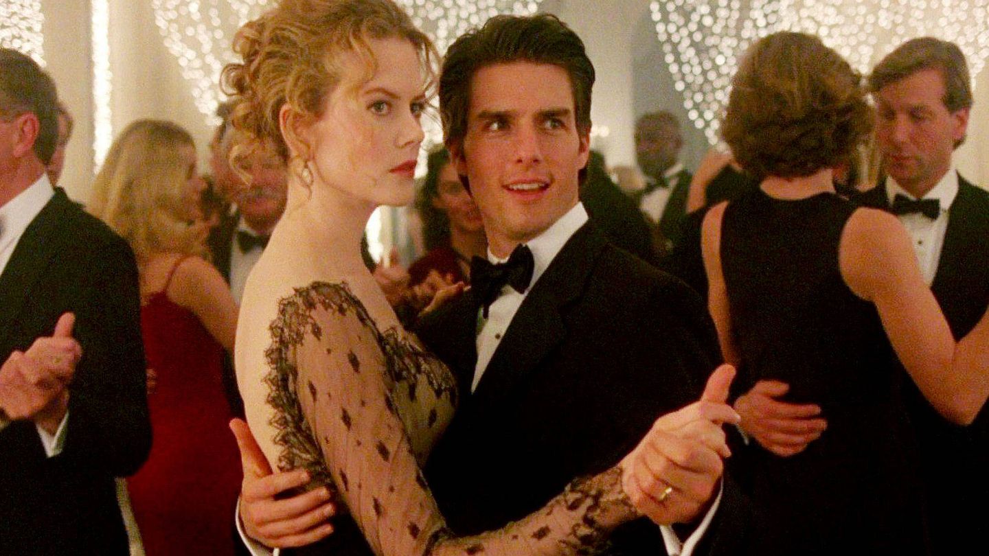 Tom Cruise y Nicole Kidman, en un fotograma de la película 'Eyes wide shut'.