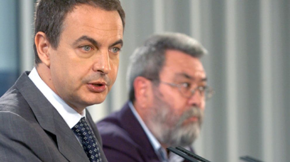 Foto: Dirigentes de UGT critican el apoyo "sin contrapartidas" de Cándido Méndez al Gobierno de Rodríguez Zapatero