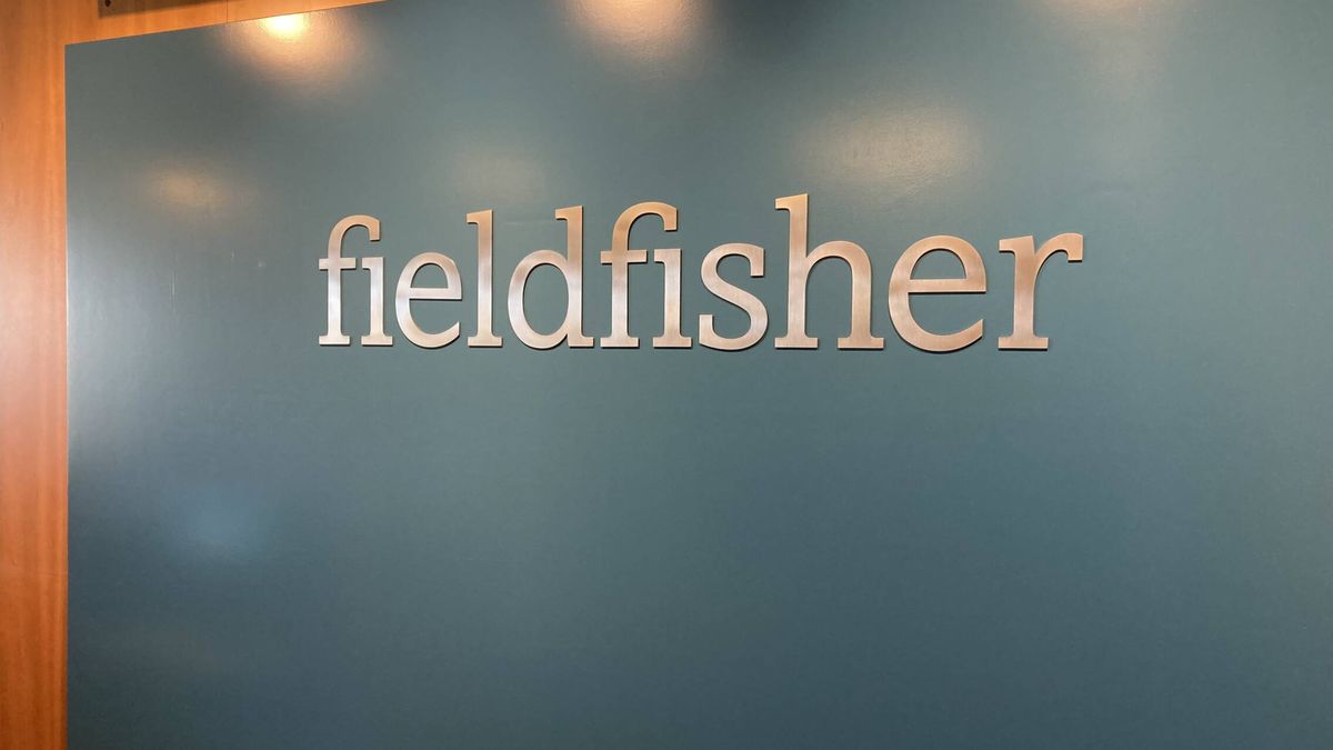 Fieldfisher ultima el fichaje del socio responsable de Laboral de Dentons