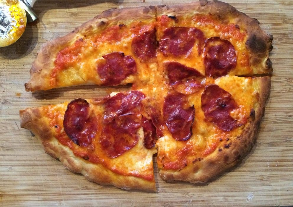 Foto: Pizza de pepperoni. (Alberto Gimeno)