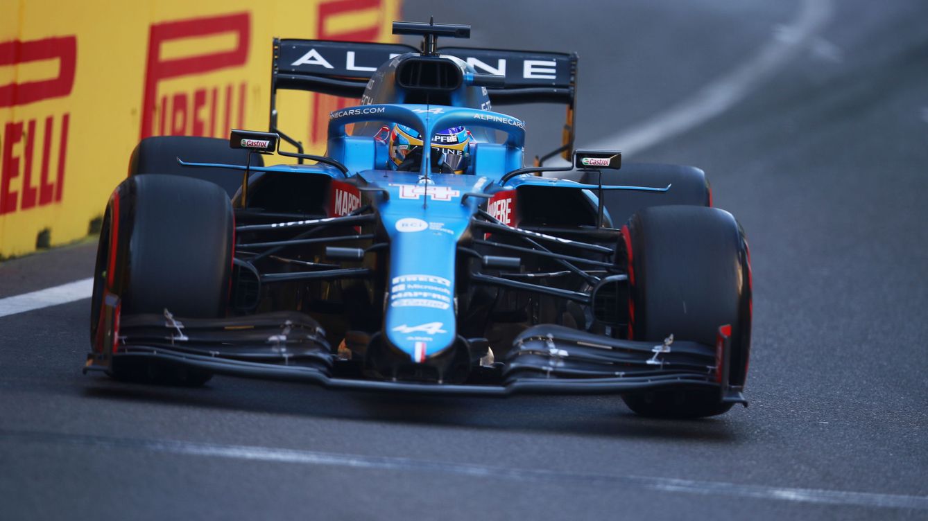 Foto: Alonso se ha mostrado cómodo todo el fin de semana con el A521 y tiene opciones en Bakú para lograr su mejor resultado hasta el momento (REUTERS)