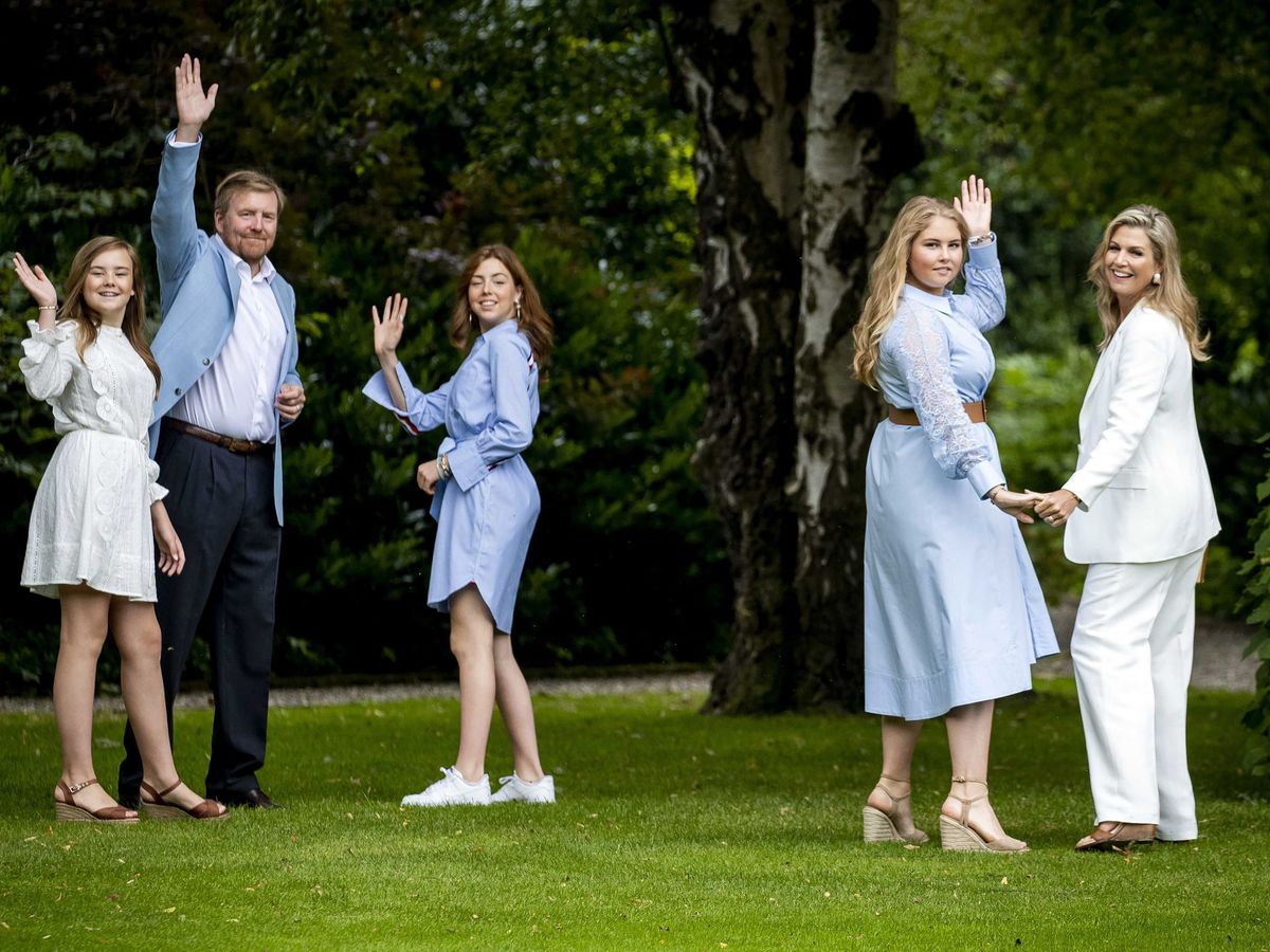 Foto: La familia real holandesa, en el posado de julio. (EFE)