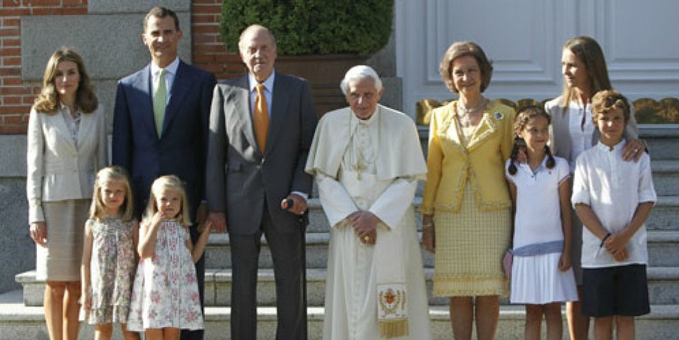Foto: Benedicto XVI y el Rey, preocupados ante los problemas de la juventud