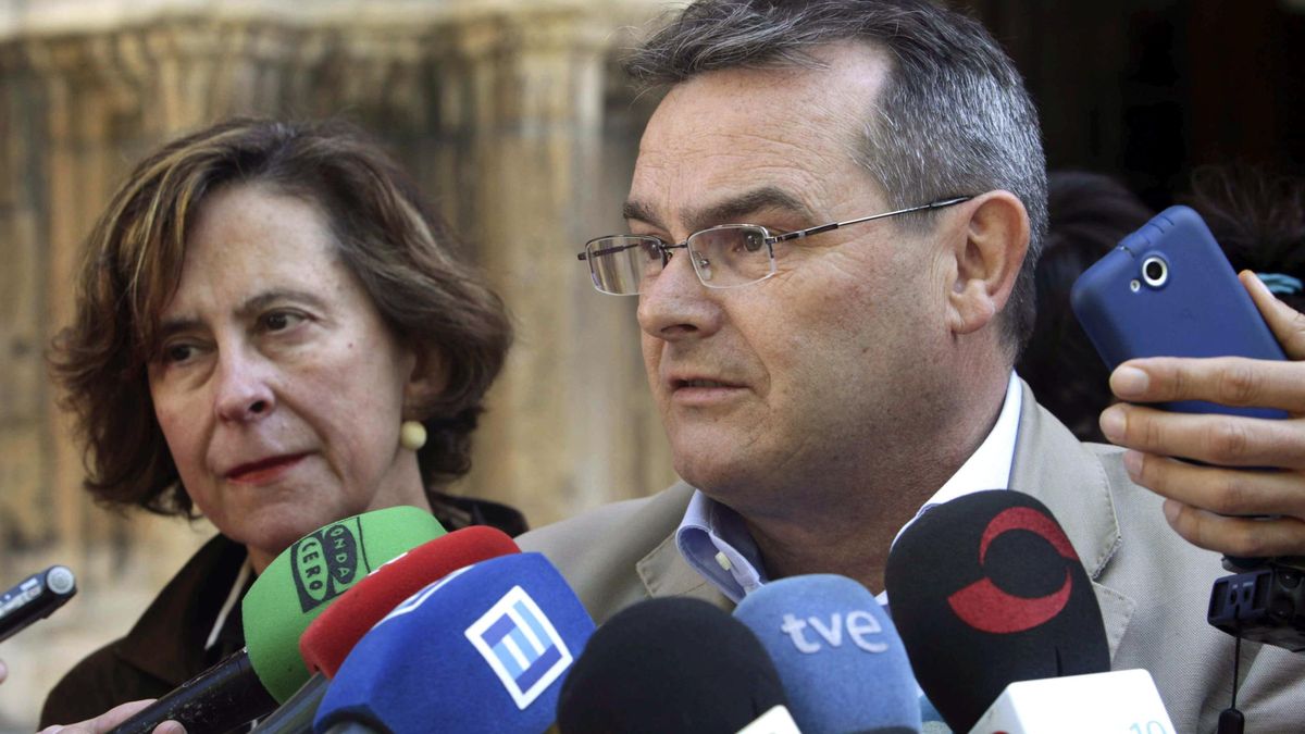 Un diputado asturiano de IU, primer parlamentario expulsado por una sentencia