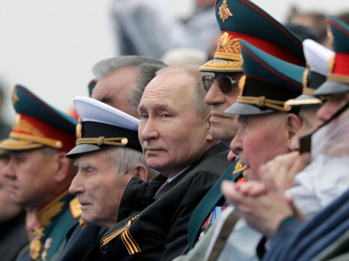 Foto: El presidente ruso, Vladímir Putin, durante el desfile de la victoria de 2021. (Reuters vía Sputnik)
