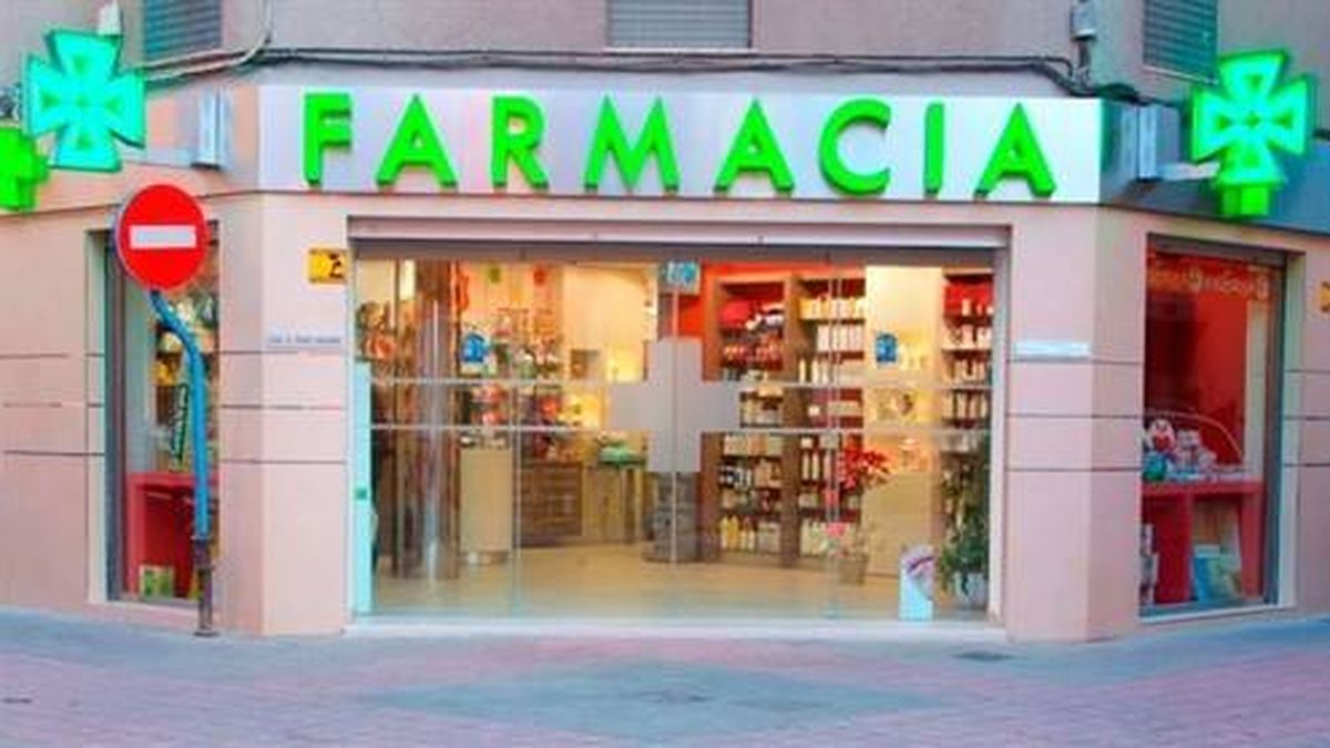 Farmacias de Barcelona evalúan el riesgo de cáncer de piel a más de 12.000 personas 