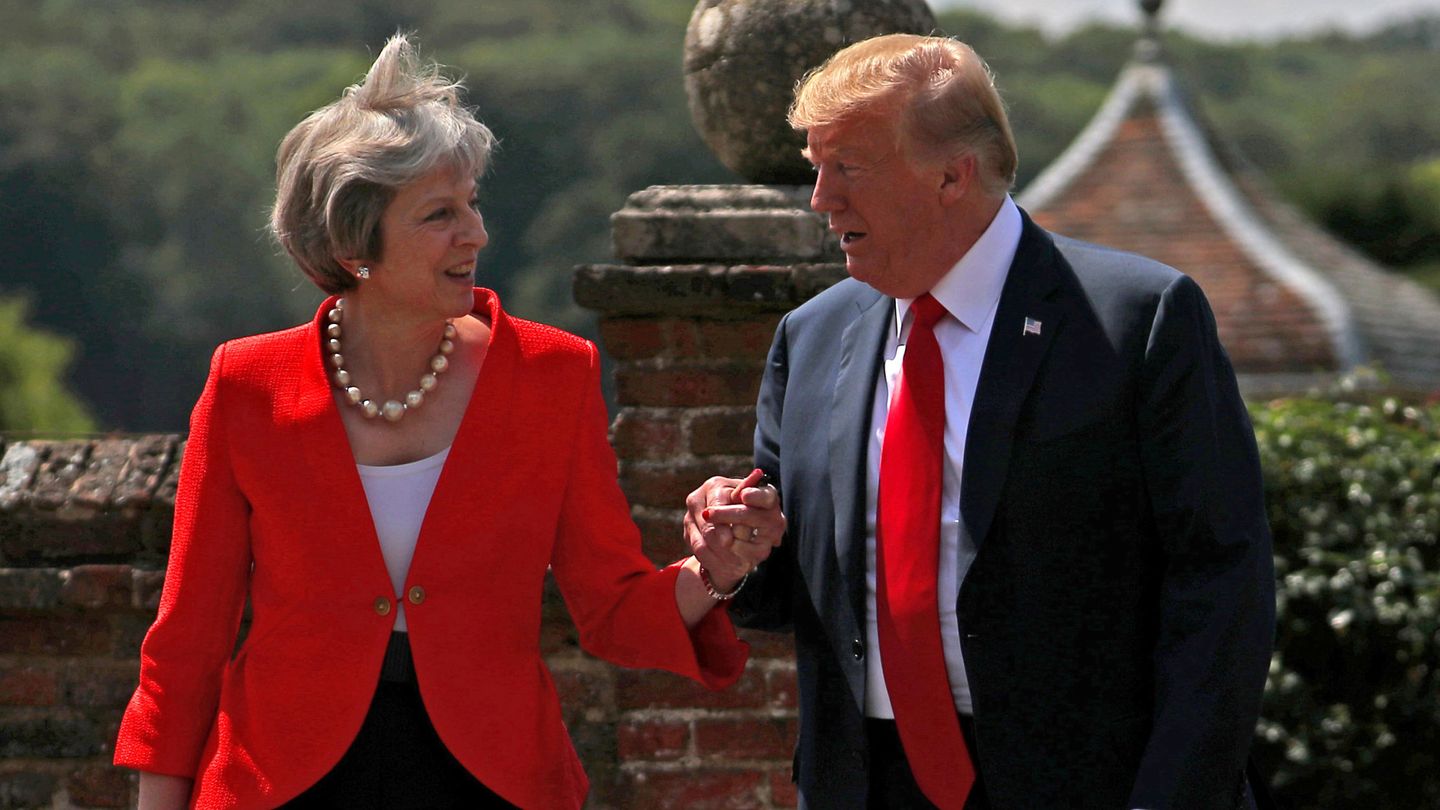 Theresa May y Donald Trump, en Londres. (Reuters)