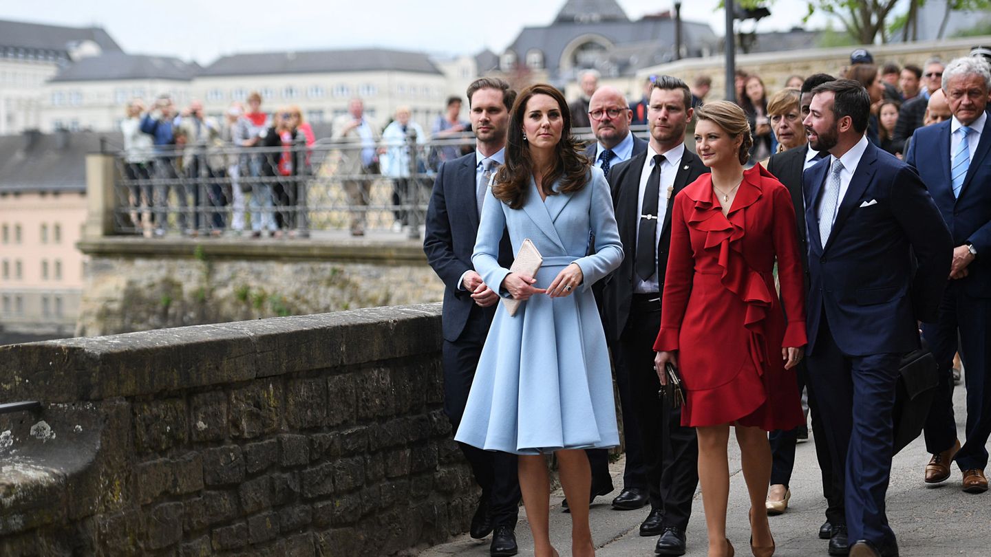 La princesa Stephanie junto a Kate Middleton, en una imagen de archivo. (Reuters)