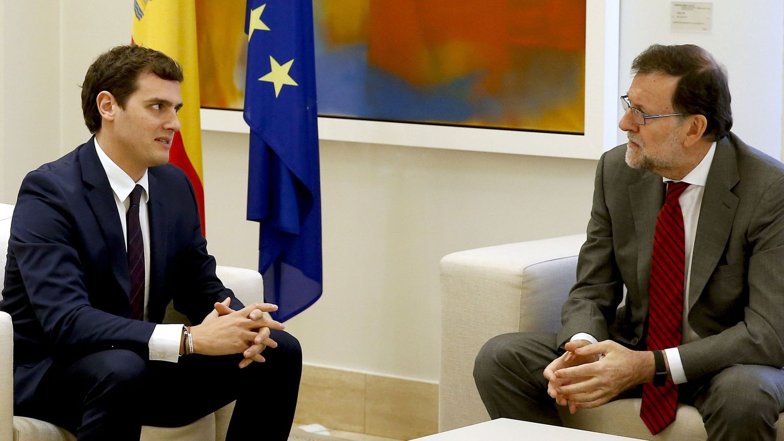 Foto: Mariano Rajoy, a la derecha, junto a Albert Rivera (EFE)