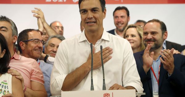 Foto: Pedro Sánchez comparece en Ferraz. (EFE)