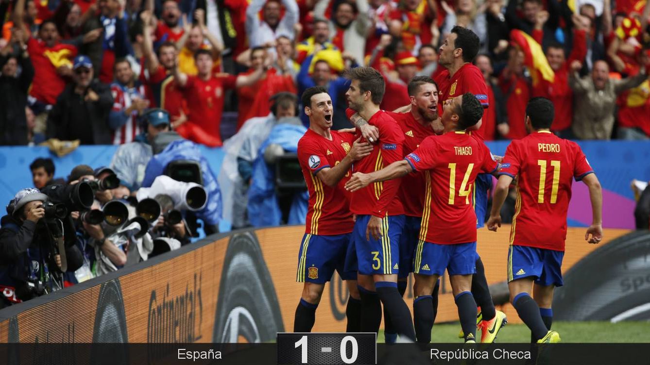 Foto: Piqué marcó el gol del triunfo español (Sergio Pérez/Reuters)