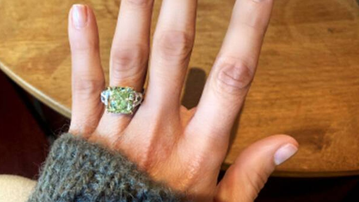 El anillo de Jennifer Lopez. (Instagram/@Jlo)