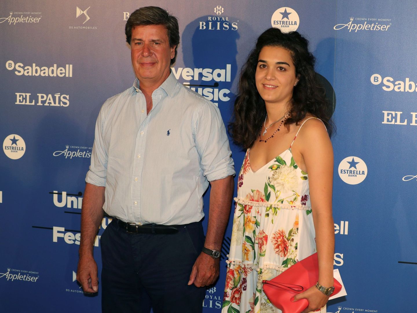 Cayetano Martínez de Irujo, junto a su novia Bárbara Mirjan. (EFE)