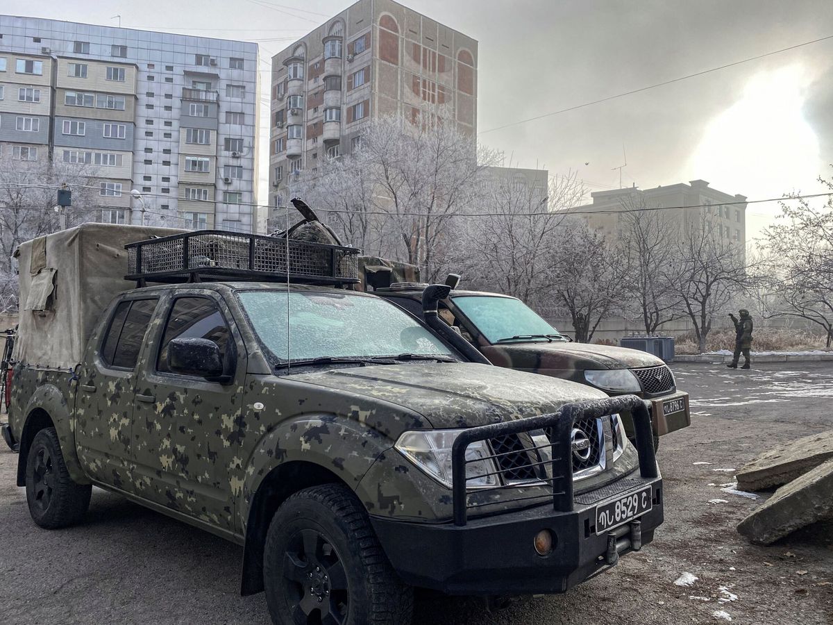 Foto: Militares en Almaty. (EFE/EPA/Ministerio de Defensa ruso)