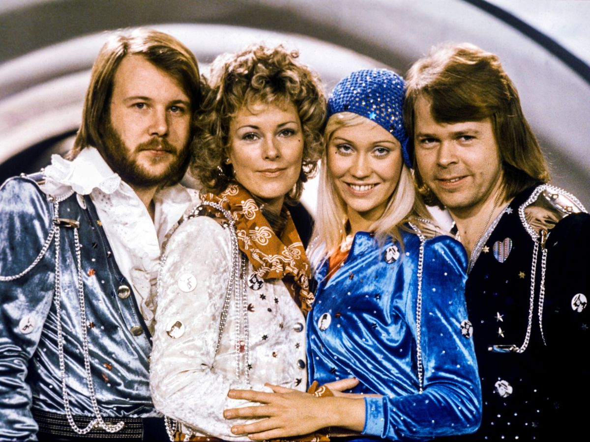 Foto: El mítico grupo ABBA en una imagen tras su victoria en Eurovisión en 1974. (Reuters/Olle Lindeborg)